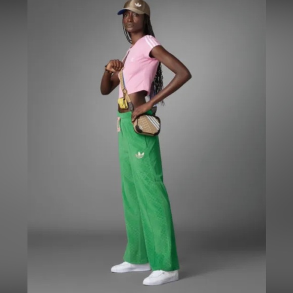 adidas Pants - Adicolor Heritage Now Velour Pants Adidas Green & Pink